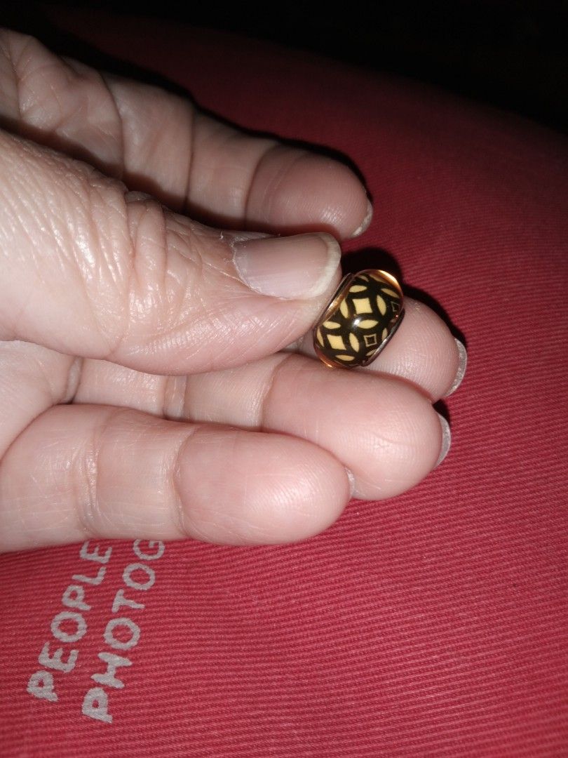 Bracelet charm (Category: Bracelets) located in Quezon City. Submitted by eidorableshop (Listing ID 1462268333, Image 3). Description: .