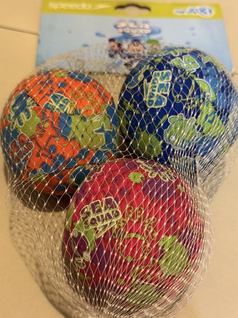 Brand New: Speedo Water Balls (Category: Water Sports) located in Pasig City. Submitted by jgbeautique (Listing ID 1462420053, Image 2). Description: Got this as a freebie Never used RFS: decluttering.
