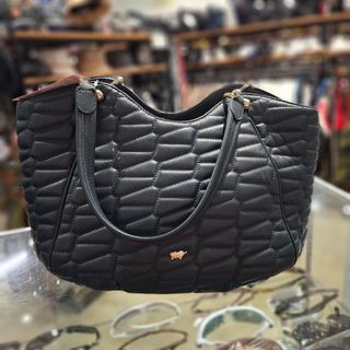 (Category: ) located in . Submitted by tokyothriftstore (Listing ID 1462333253, Image 1). Description: .