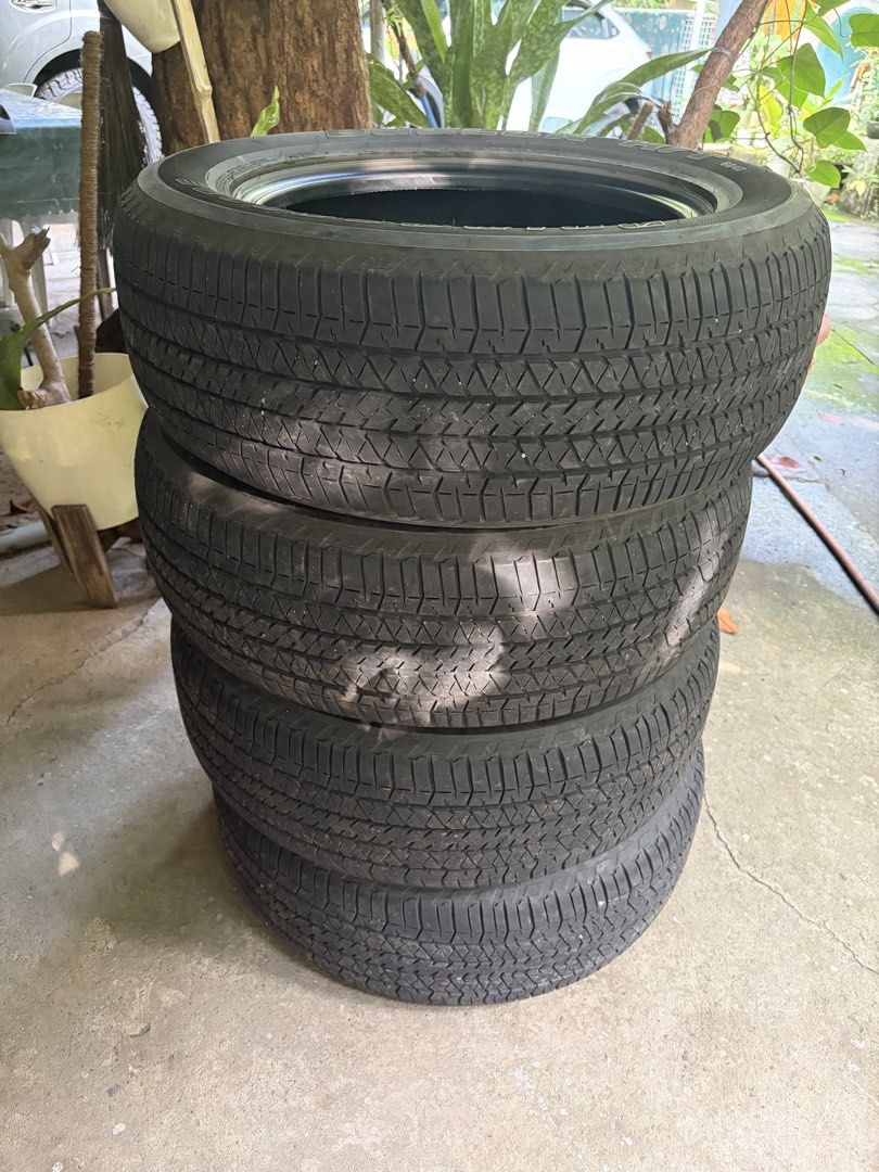Bridgestone Dueller H/T (Category: Mags and Tires) located in Quezon City. Submitted by jmigueltodas (Listing ID 1462323510, Image 2). Description: Bridgestone Dueller H/T 255/60/18 85% threadlife 0524 dot 2024 production date Php 15,000 (4pcs) slightly nego Rfs: nagupgrade na to A/T tires Loc: Diliman, QC.