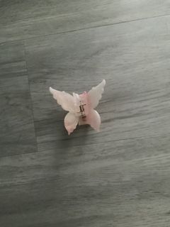 (Category: ) located in . Submitted by butterlabels (Listing ID 1462307497, Image 1). Description: .