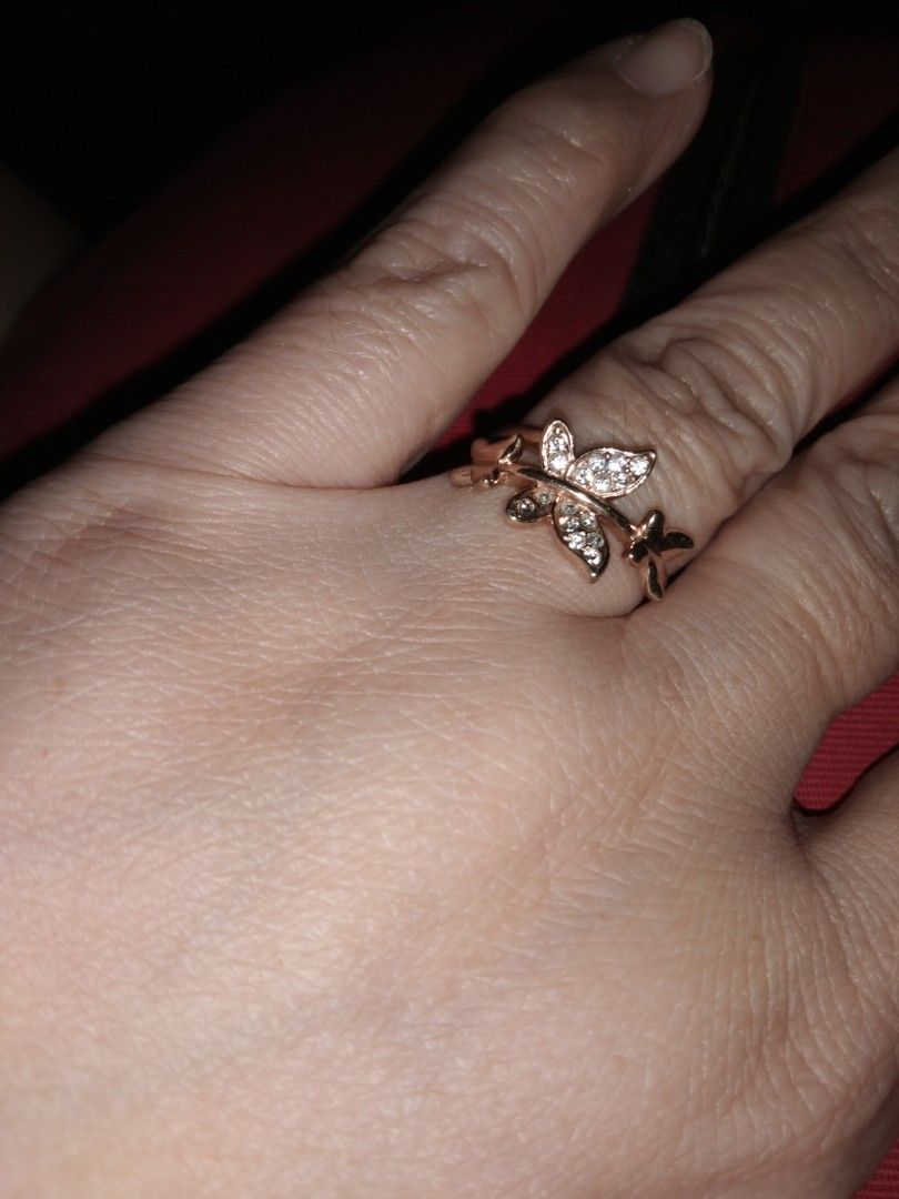 Butterfly stud ring size 8 (Category: Rings) located in Quezon City. Submitted by eidorableshop (Listing ID 1462266005, Image 2). Description: .