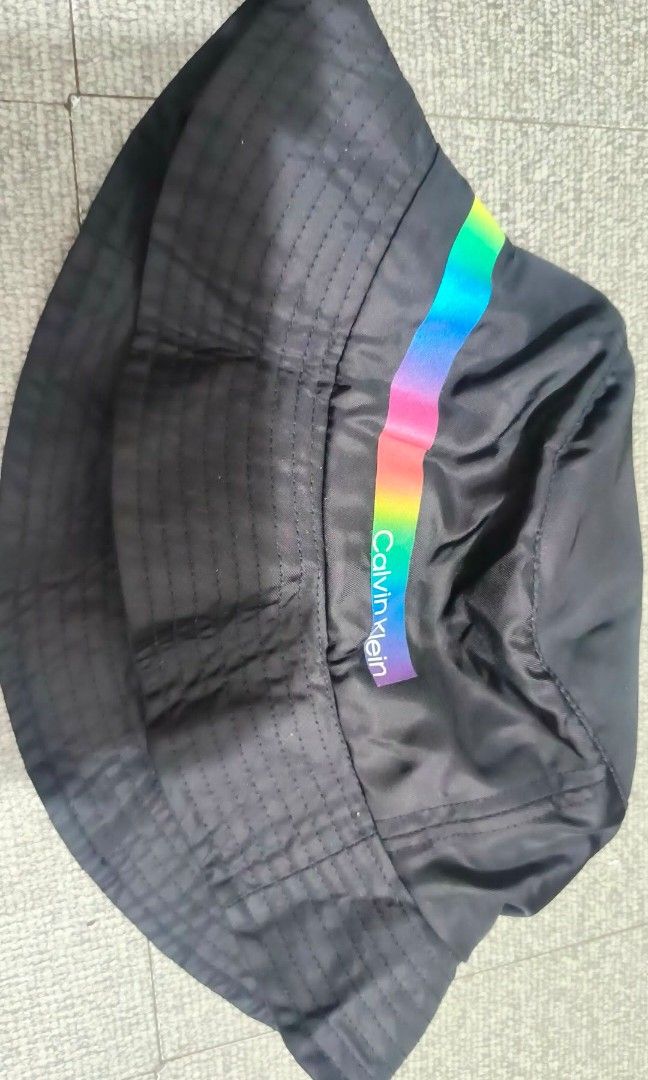 CALVIN KLEIN FISHERMAN HAT (Category: Hats & Beanies) located in Taytay. Submitted by whengmic12 (Listing ID 1462270819, Image 1). Description: .