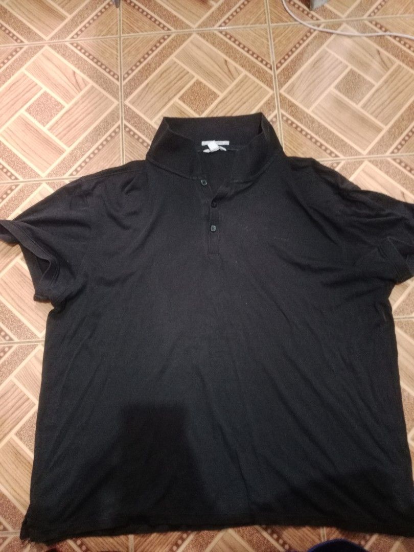 Calvin Klein polo (Category: Tshirts & Polo Shirts ) located in Naga. Submitted by thrift.vincent (Listing ID 1462312598, Image 1). Description: Short sleeve polo style. Corporate/promotional piece.