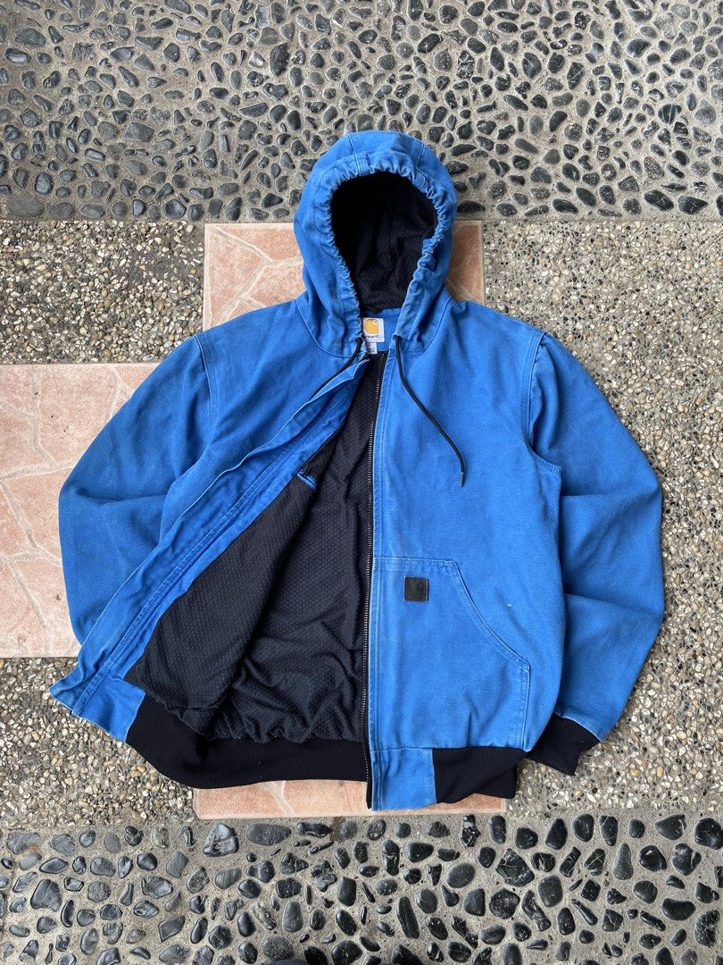 Carhartt J360 ELB (Category: Coats, Jackets and Outerwear) located in Manukan. Submitted by parasathrift. (Listing ID 1462433106, Image 2). Description: Carhartt J360 ELB (Electric Blue) Active Jacket Rare & Hard to find! Collectable piece! In a Excellent Condition Small on tag Dimes: 22 x 27 Color rate: 9.5/10.