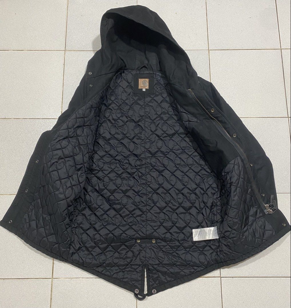 Carhartt Parka Jacket (Category: Coats, Jackets and Outerwear) located in Mandaue City. Submitted by MJ_80 (Listing ID 1462343096, Image 3). Description: Carhartt Clash Parka Black Jacket Medium Dimes: 22 X 34 See photos for measurements Color rate & Condition: 9.9/10 Price: 2,500 .