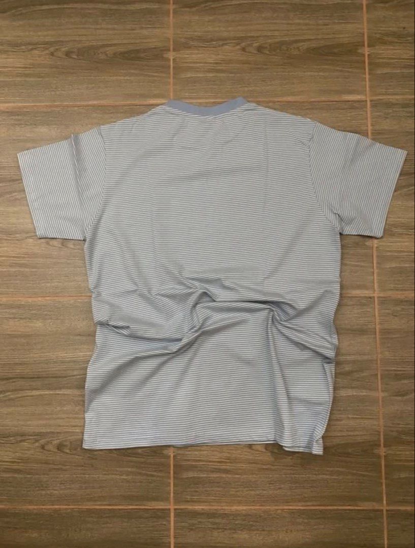 Carhartt Shirt ( Stripes ) (Category: Tshirts & Polo Shirts ) located in Masbate. Submitted by abcclothingdepartment (Listing ID 1462344331, Image 2). Description: Good condition No issues 21x28 600 negotiable.