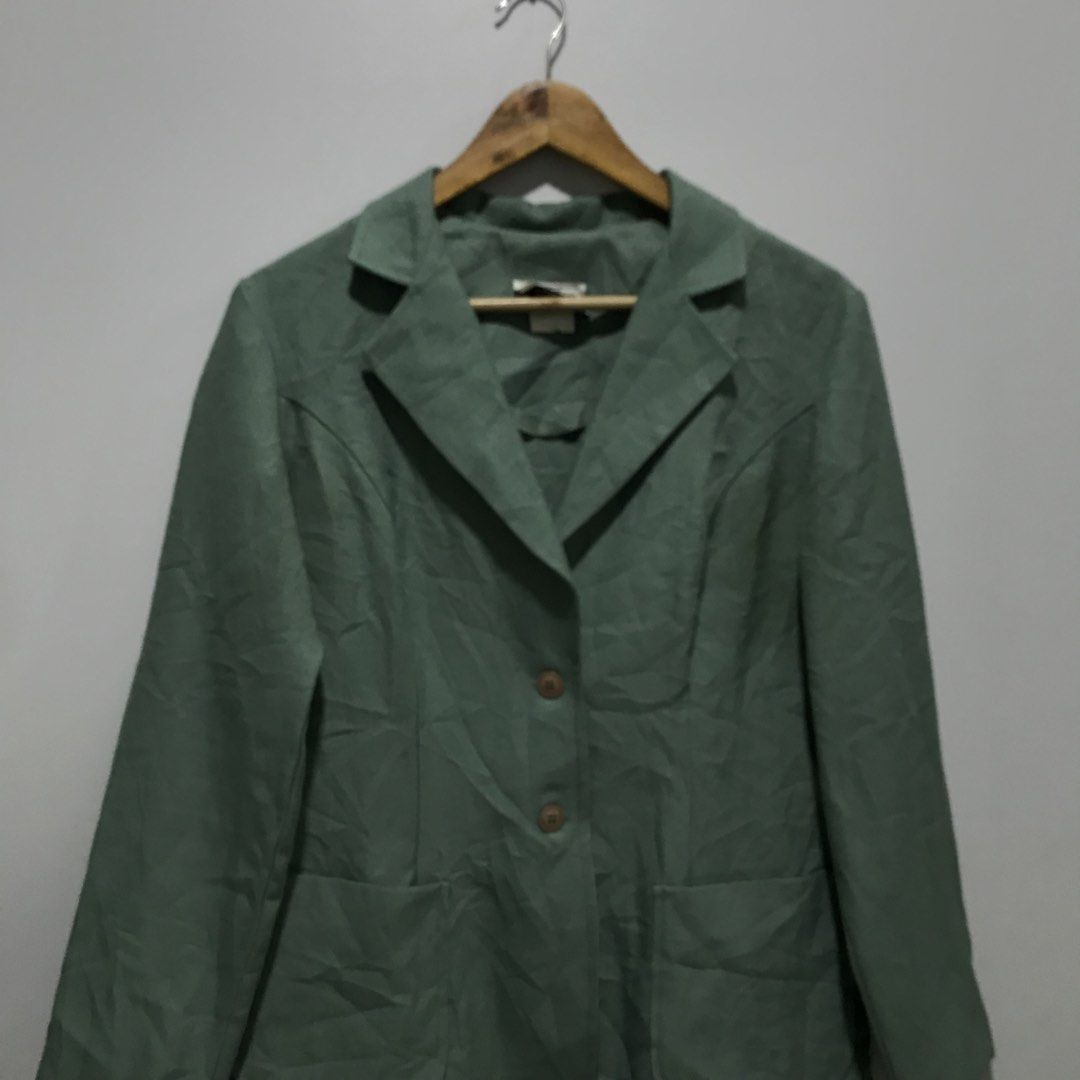CASUALAIRE Sage Green Blazer (Category: Coats, Jackets and Outerwear) located in Cavite. Submitted by tanya.valentin (Listing ID 1462313470, Image 1). Description: - 20x28.