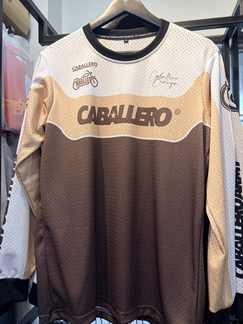 CB ARMY LONGSLEEVE BROWN (Category: Activewear) located in Manila. Submitted by beacerbito (Listing ID 1462330460, Image 1). Description: • Unisex • Cotton • Caballero design • Available in different sizes • Brand new Clean rider-inspired design for everyday wear. Made from cotton fabric for a comfortable and easy-to-wear feel..