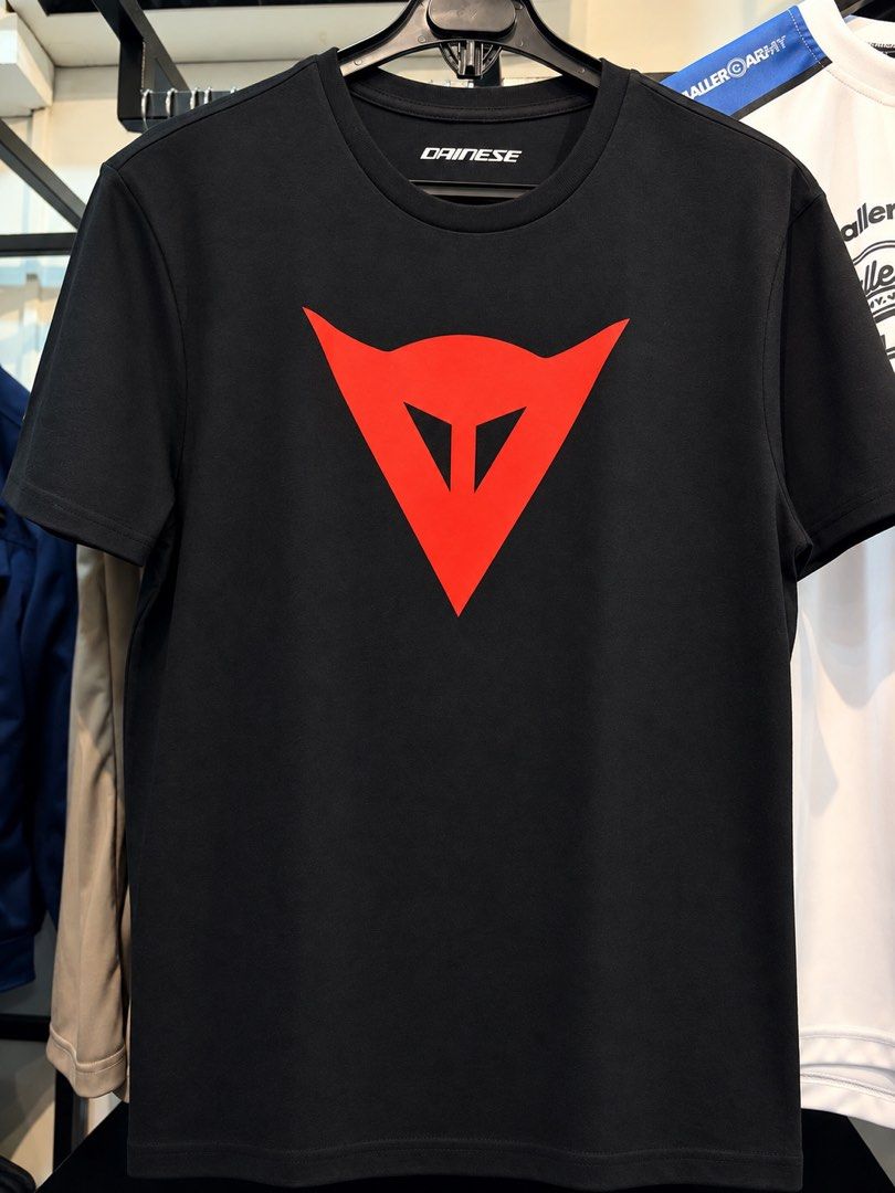 CB DAINESE TSHIRT (Category: Tshirts & Polo Shirts ) located in Manila. Submitted by beacerbito (Listing ID 1462344410, Image 1). Description: - Classic black t-shirt from Dainese - Features iconic red Dainese logo on the front - Simple crew neck and short sleeves - Made from good quality cotton - Versatile for casual wear or layering - Easy to style with jeans.