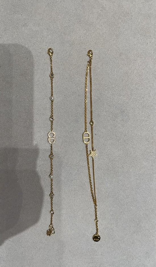 cd star 18k gold plated bracelet (Category: Bracelets) located in Quezon City. Submitted by japanandsingaporeluxepreloved (Listing ID 1462434218, Image 1). Description: .