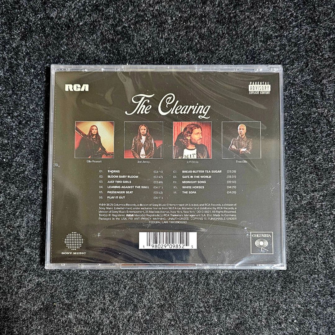 [CD] Wolf Alice – The Clearing (Category: CDs & DVDs) located in Cainta. Submitted by bunnygod (Listing ID 1462325417, Image 2). Description: US pressed, 2025 Columbia – 19802909852 📀📂 New/sealed 🎶 Indie Rock 1 Thorns 3:14 2 Bloom Baby Bloom 3:47 3 Just Two Girls 3:49 4 Leaning Against The Wall 4:11 5 Passenger Seat 2:52 6 Play It Out 4:11 7 Bread Butter Tea Sugar 3:28 8 Safe In The World 3:31 9 Midnight Song 2:50 10 White Horses 4:29 11 The S