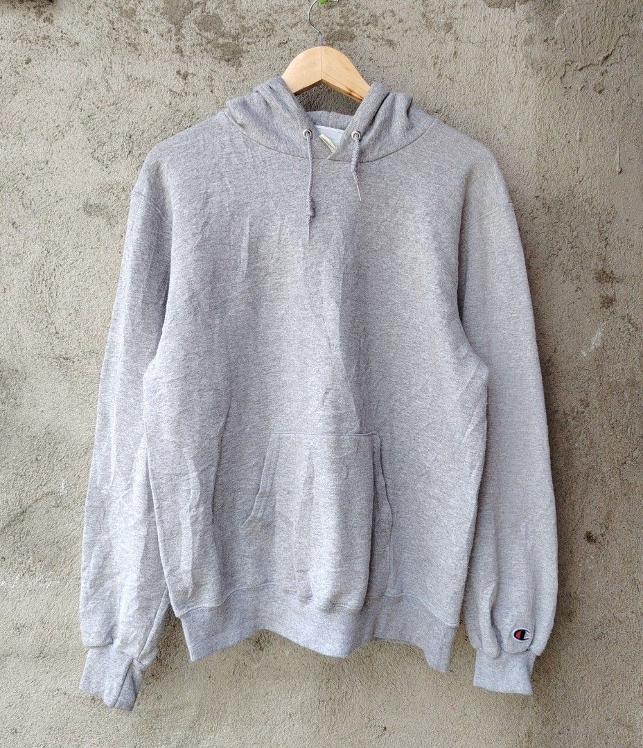 CHAMPION FULL OVER JACKET HOODIE 🩶 (Category: Coats, Jackets and Outerwear) located in Bislig. Submitted by tuazons21 (Listing ID 1462422227, Image 1). Description: CHAMPION FULL OVER JACKET HOODIE 🩶 SIZE : MEDIUM DIMES : 22.5×27 CR : 10/10 NO FLAWS GOOD AS NEW CONDITION DETAILS POSTED⤵️ 699💸 DM TO PURCHASE 📩📩.