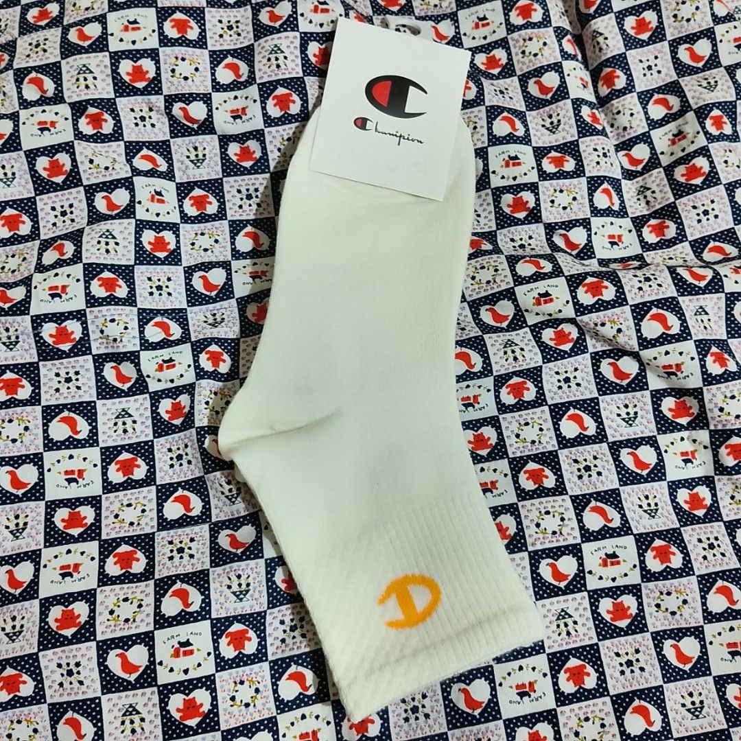 Champion Logo Crew Socks (per piece)- NWT (Category: Socks & Tights) located in Santa Rosa. Submitted by prlvdbyellie (Listing ID 1462352104, Image 3). Description: P150 pesos each #champion #championsocks #crewsocks #sportssocks #streetwear #athleisure #prelovedph #thriftph #carousellph #brandnew.