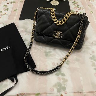 由 coco312chanel (刊登 ID 1462420814，圖片 1) 提交，位於 的 (類別：)，說明：。
