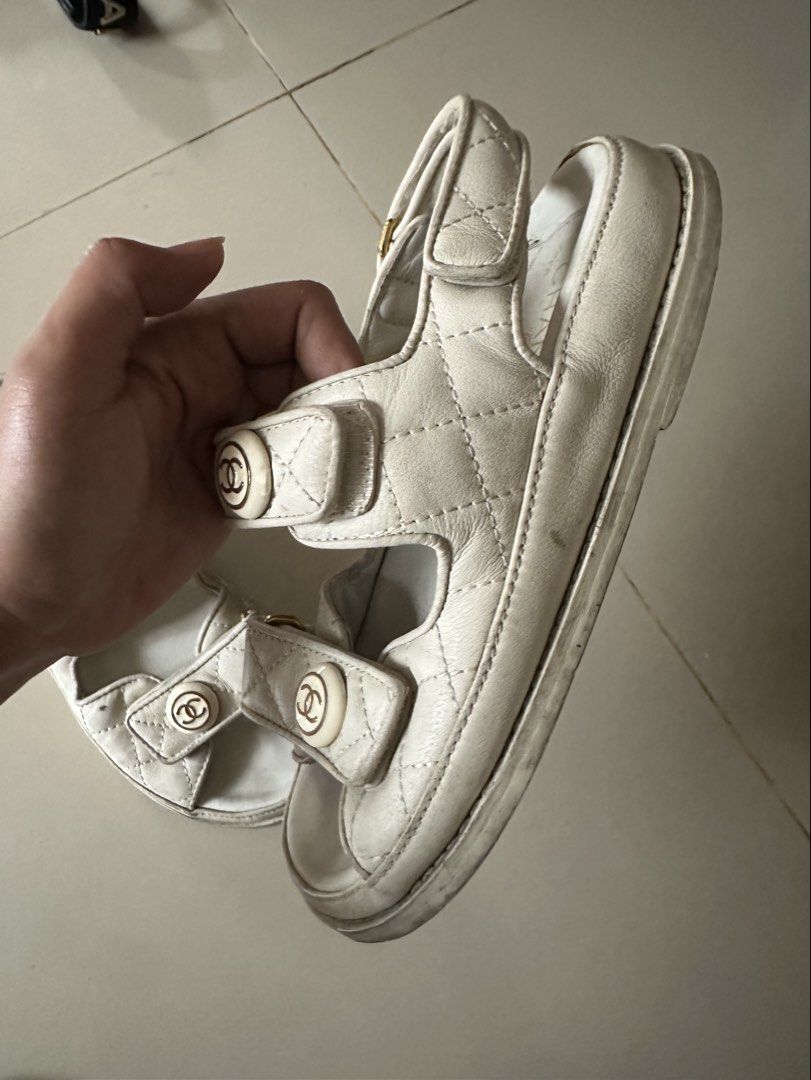 Chanel Dad Velcro Sandals (Category: Announcements) located in Butuan. Submitted by wear.next (Listing ID 1462303366, Image 2). Description: Size 35-36 No inclusions.