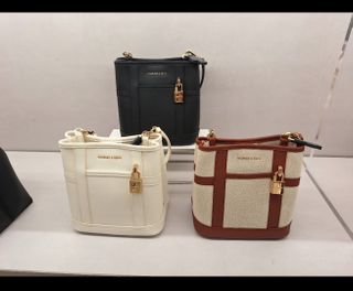 （分類：）位於 。 由 deeyaha 提交（商品編號 1462274105，圖片 1）。簡介： 。