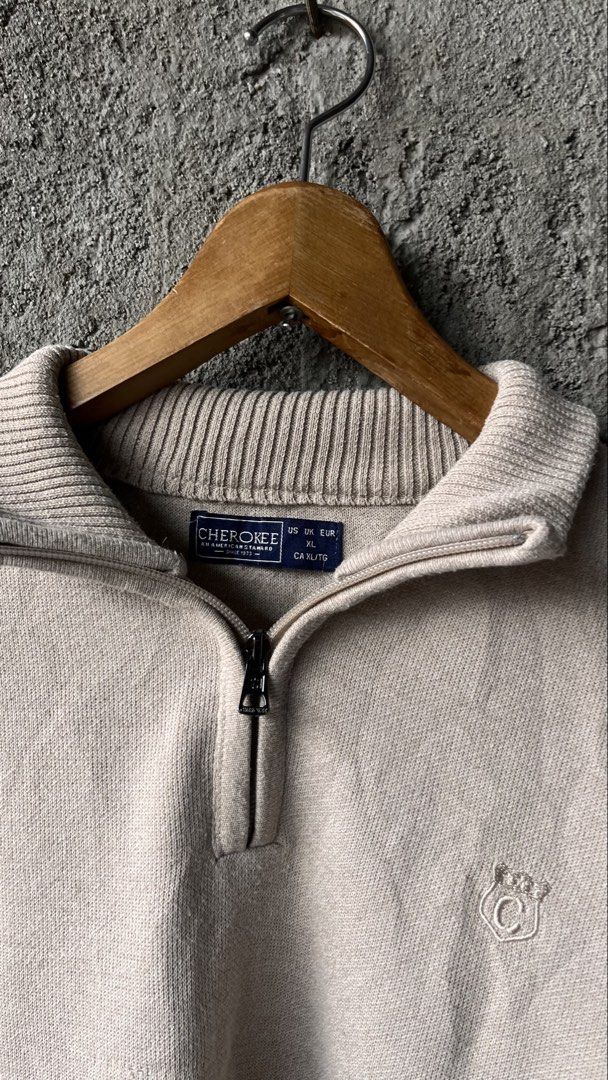 Cherokee Beige 1/4 Zip Pullover Sweater XL (Category: Coats, Jackets and Outerwear) located in Cabuyao City. Submitted by bulandos (Listing ID 1462407707, Image 3). Description: - Cherokee 1/4 zip pullover sweater - Color: Beige - Size: XL - Small embroidered logo on chest - Ribbed cuffs and hem - Versatile for layering or standalone wear.