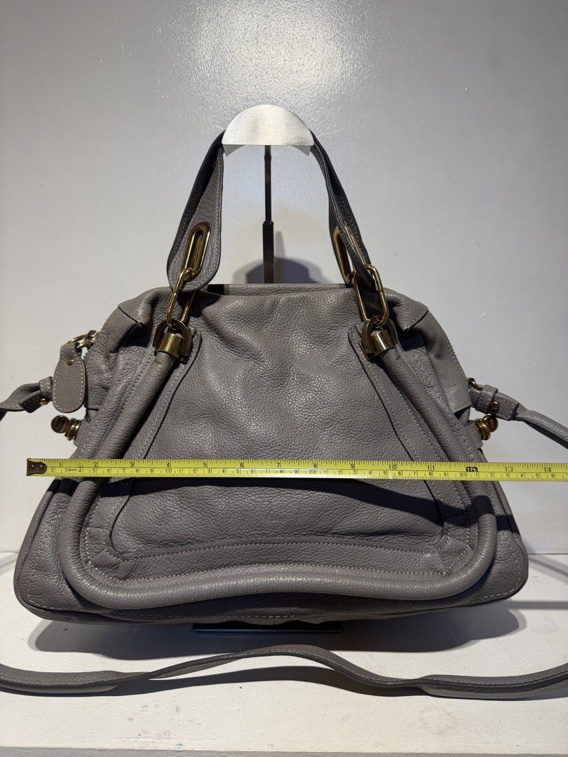 Chloe Paraty Bag (Category: Shoulder Bags) located in Pasig City. Submitted by armoire_deluxe (Listing ID 1462417451, Image 2). Description: Pre💕 item. In good condition..
