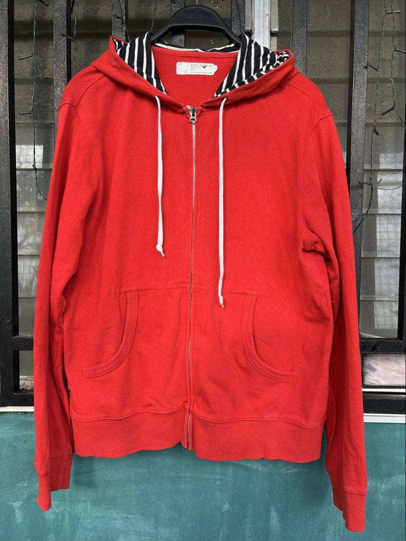 CHOCOOLATE Hoodie Zip Up Jacket (Category: Coats, Jackets and Outerwear) located in Cavite. Submitted by slumbermanila (Listing ID 1462266111, Image 1). Description: CHOCOOLATE Hoodie Zip Up Jacket .