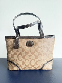 (Category: ) located in . Submitted by love_brands (Listing ID 1462350768, Image 1). Description: .