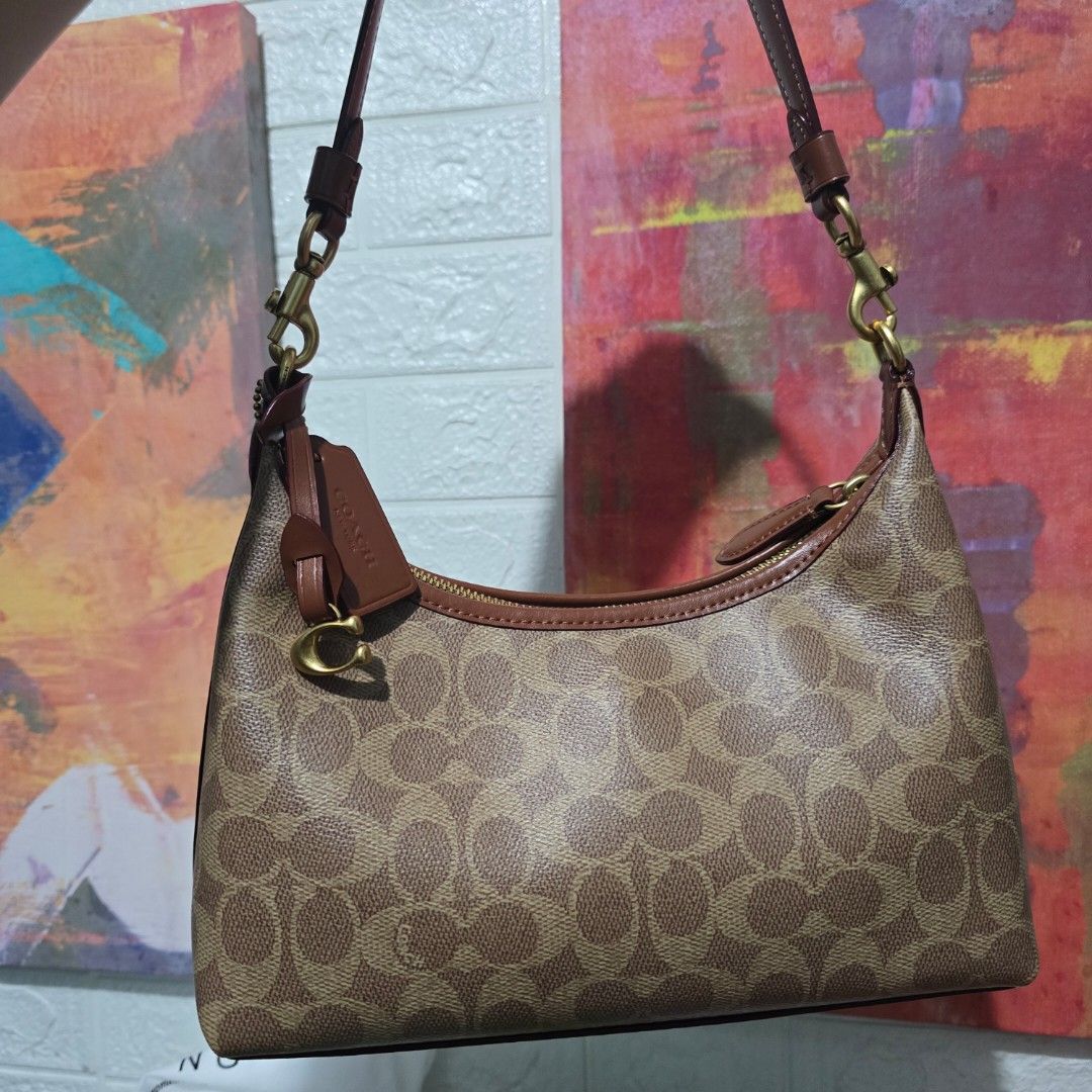 Coach juliet 25 (Category: Shoulder Bags) located in Manila. Submitted by spongeb0b.14 (Listing ID 1462274731, Image 1). Description: authentic po.. can send more pics if interested no more tawad pls. NEED FUNDS.