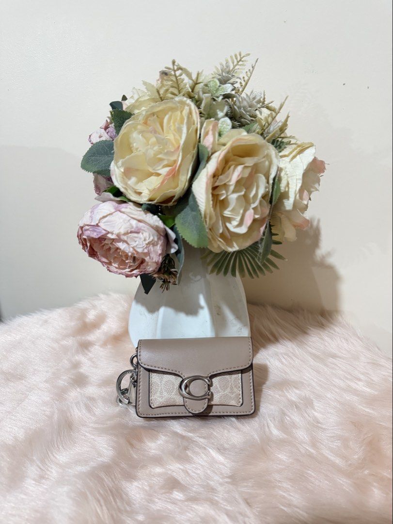 coach mini tabby bag charm (Category: Luxury Bags & Wallets) located in Manila. Submitted by prelovedfnds (Listing ID 1460372573, Image 1). Description: Authenticity Not Guaranteed .