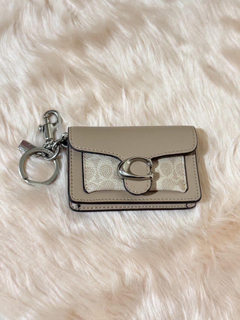 coach mini tabby bag charm (Category: Luxury Bags & Wallets) located in Manila. Submitted by prelovedfnds (Listing ID 1460372573, Image 2). Description: Authenticity Not Guaranteed .