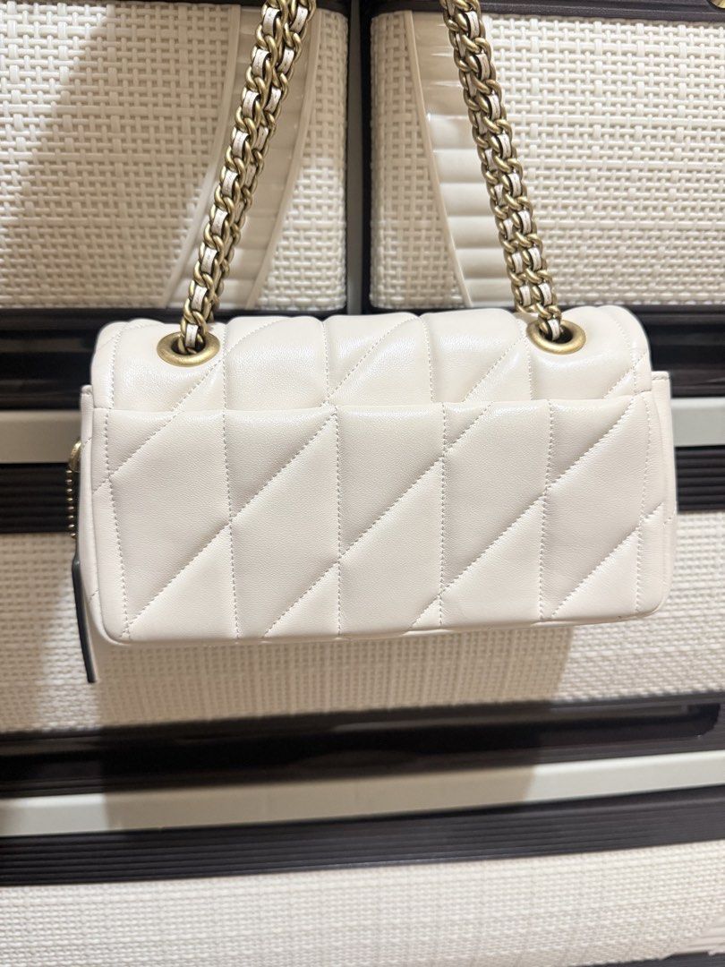 Coach Quilted Tabby 20 In Chalk (Category: Luxury Bags & Wallets) located in Quezon City. Submitted by bobakush (Listing ID 1462419308, Image 3). Description: RUSHING MY QUILTED TABBY 20 IN CHALK NEED FUNDS GOOD CONDITION | LIKE NEW CC & DUST BAG READY TO SHIP!!.