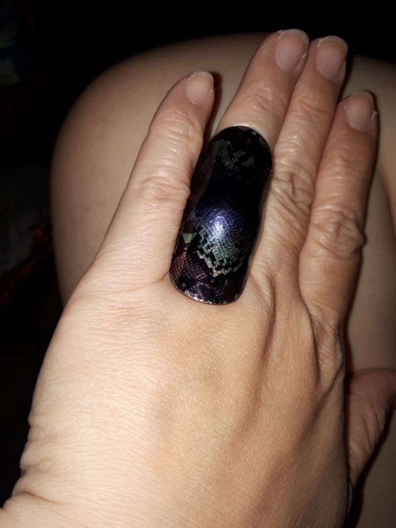 Colorful snake style design ring size 8 (Category: Rings) located in Quezon City. Submitted by secretluxuryshop (Listing ID 1462280189, Image 1). Description: .