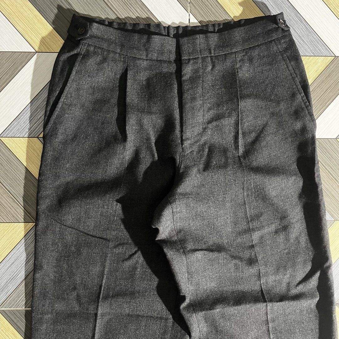 Comme des Garçons Homme Plus Pleated Wool Trouser (Category: Luxury Apparel) located in Daraga. Submitted by th3cliquejunks (Listing ID 1462362926, Image 3). Description: Comme des Garçons Homme Plus Pleated Wool Trouser Tagged Size: Medium Condition: 9.5/10 Issue: See last pic No major flaw Made in: Japan Measurement: Waist: 32” Length: 41.5” Hem: 8.5” - 3,580 Dm!.