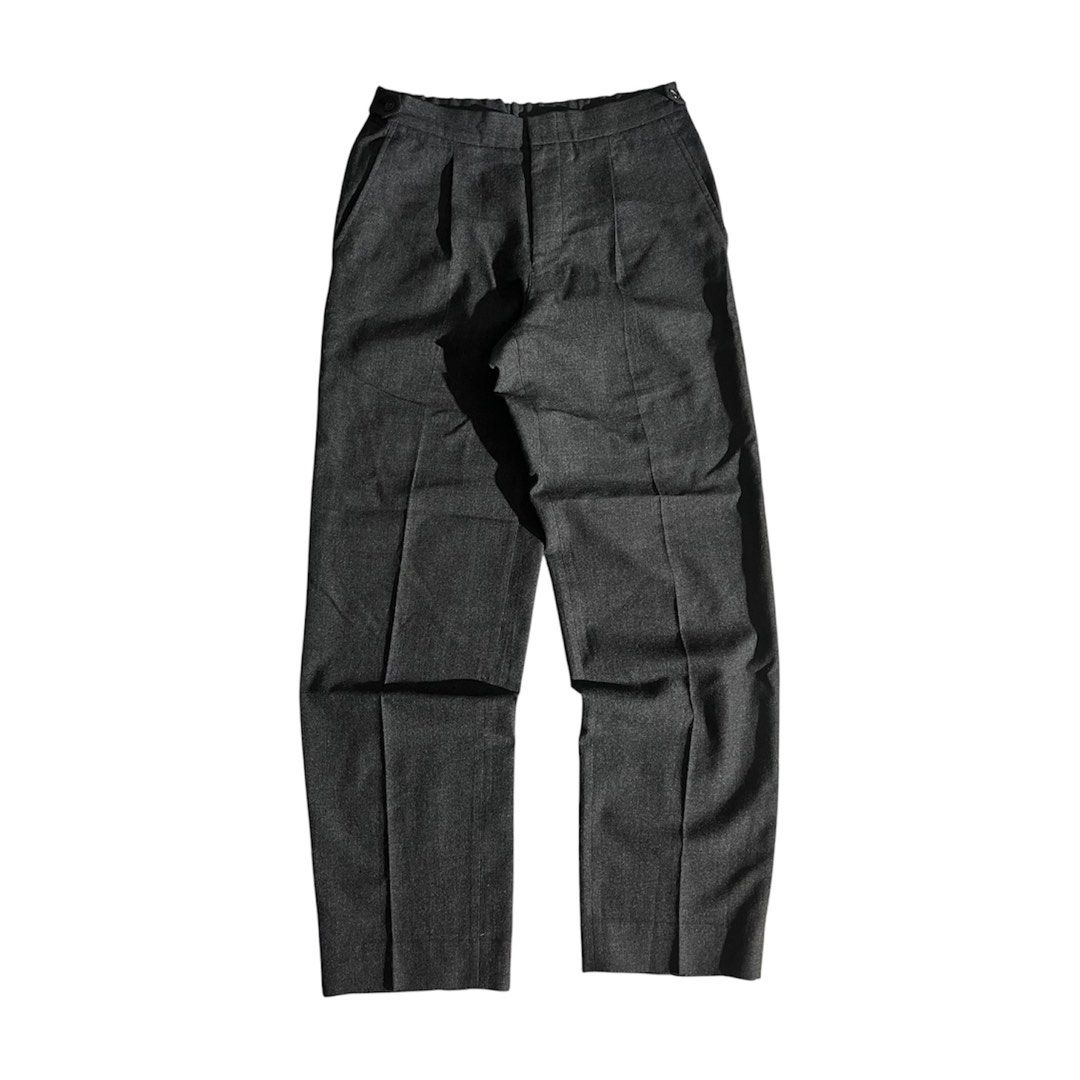Comme des Garçons Homme Plus Pleated Wool Trouser (Category: Luxury Apparel) located in Daraga. Submitted by th3cliquejunks (Listing ID 1462362926, Image 1). Description: Comme des Garçons Homme Plus Pleated Wool Trouser Tagged Size: Medium Condition: 9.5/10 Issue: See last pic No major flaw Made in: Japan Measurement: Waist: 32” Length: 41.5” Hem: 8.5” - 3,580 Dm!.