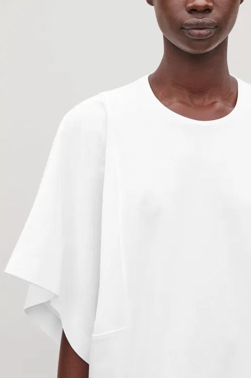 COS Kimono-Shape Sleeve Jersey Top (Category: Shirts) located in Pasig City. Submitted by shopsmart.mnl (Listing ID 1462375939, Image 3). Description: Excellent condition no issue M in tag but this runs big So even if you are L oversized pa din dating .