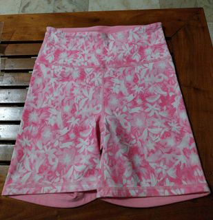 (Category: ) located in . Submitted by positivity.thriftshop (Listing ID 1462345603, Image 1). Description: .