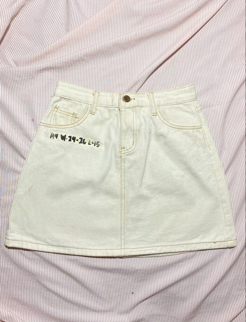 Cream Denim A-Line Mini Skirt (Category: Skirts) located in Paranaque City. Submitted by golden_jinkay (Listing ID 1462424716, Image 1). Description: -Waist 25-26 -Lenght-15 - Cream denim mini skirt - A-line cut - Classic five-pocket styling - Button and zip closure - Size: W:24-26 L:15 - Ideal for casual wear - Easy to pair with various tops.