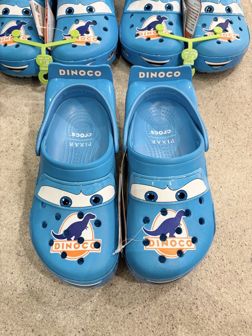 🚙Crocs x Cars “Dinoco”🚙 (Category: Slippers & Slides) located in Manila. Submitted by secret.racks (Listing ID 1462408714, Image 2). Description: 🚙Crocs x Cars “Dinoco”🚙 Available sizes: 5M/7W, 6M/8W, 7M/9W, 8M/10W, 9M/11W, & 10M/12W Brandnew 💯 Legit /Authentic ✅.