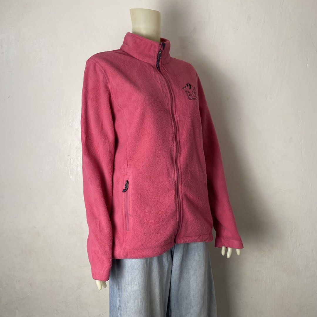 Crossland ✨ | Pink Fleece Full Zip Jacket (Category: Coats, Jackets and Outerwear) located in Bulacan. Submitted by orc.ph (Listing ID 1462348350, Image 3). Description: Crossland ✨ | Pink Fleece Windbreaker Jacket Material Used: Polyester - Pink - Long Sleeve - Double Pockets - Zipper Closure - High neck - Adjustable Bottom Drawstrings - Fleece - Embroidery Lake design - Casual - Semi Formal - Streetwear ‎-Size: M -Width:19" ‎-Length: 25" ‎ ‎Pri