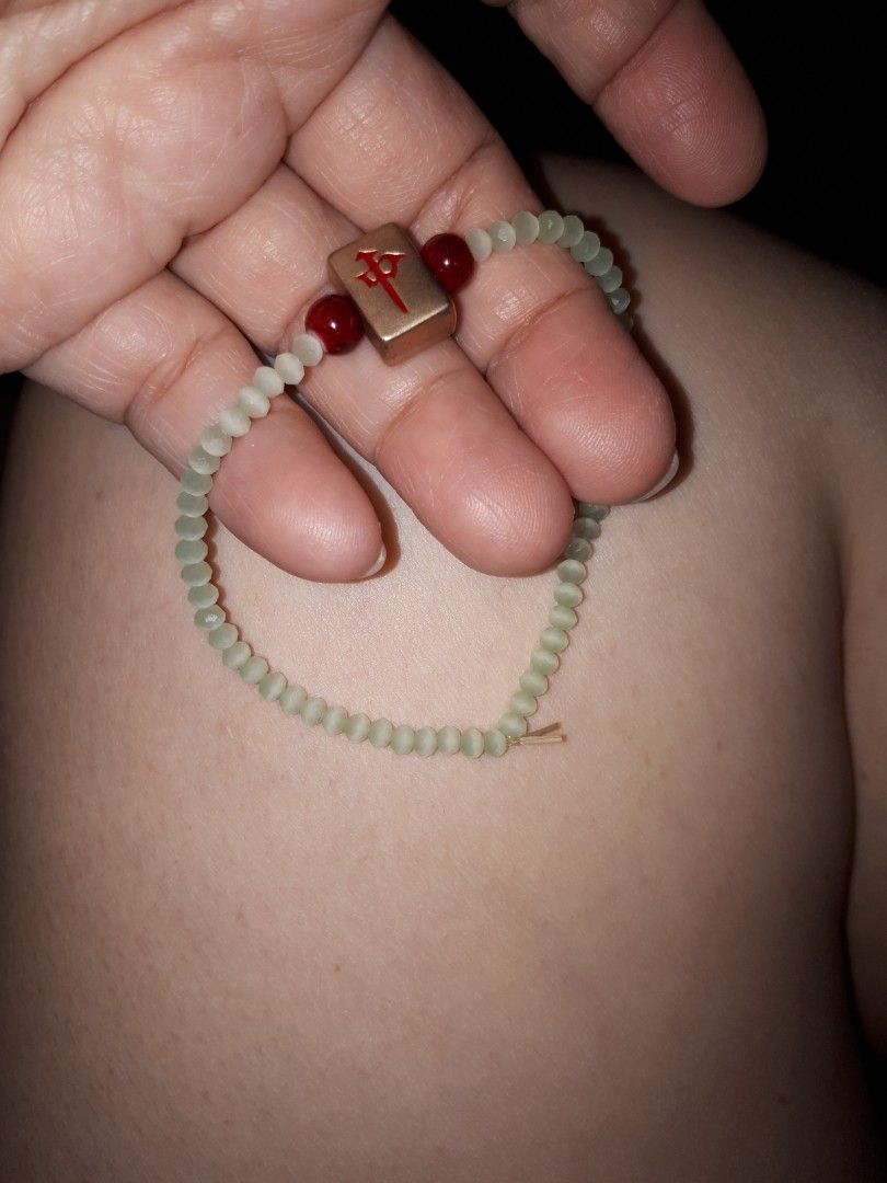 Crystal jade bracelet (Category: Bracelets) located in Quezon City. Submitted by secretluxuryshop (Listing ID 1462280577, Image 1). Description: .