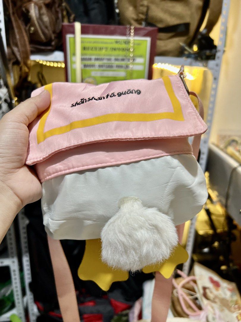 Cute Duck Small Sling Bag (Category: Babies & Kids Fashion) located in Rizal. Submitted by babamamanyingonlineshop (Listing ID 1462274637, Image 2). Description: .