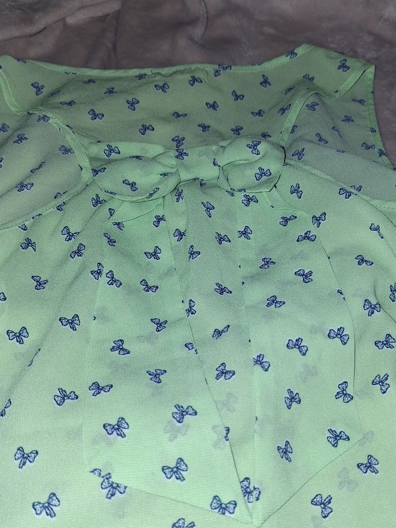 Cute Mint Ribbon Top (Category: Sleeveless) located in Quezon City. Submitted by mintchocoscoops (Listing ID 1462388774, Image 2). Description: .