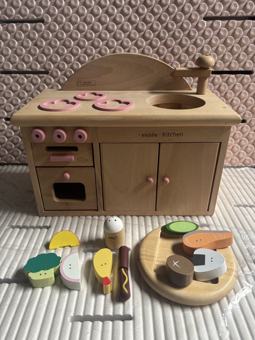 Daiwa Middle Mini Kitchen (Category: Other Kitchenware & Tableware) located in Calamba. Submitted by moochiebabystuff2 (Listing ID 1462296918, Image 2). Description: JAPAN SURPLUS CALAMBA LAGUNA LOCATION PICK UP / LALAMOVE PIN ADD: MOOCHIE BABY STUFF JAPAN SURPLUS FARCONVILLE CALAMBA GOOD CONDITION 2000 pesos Thankyou ♥️.