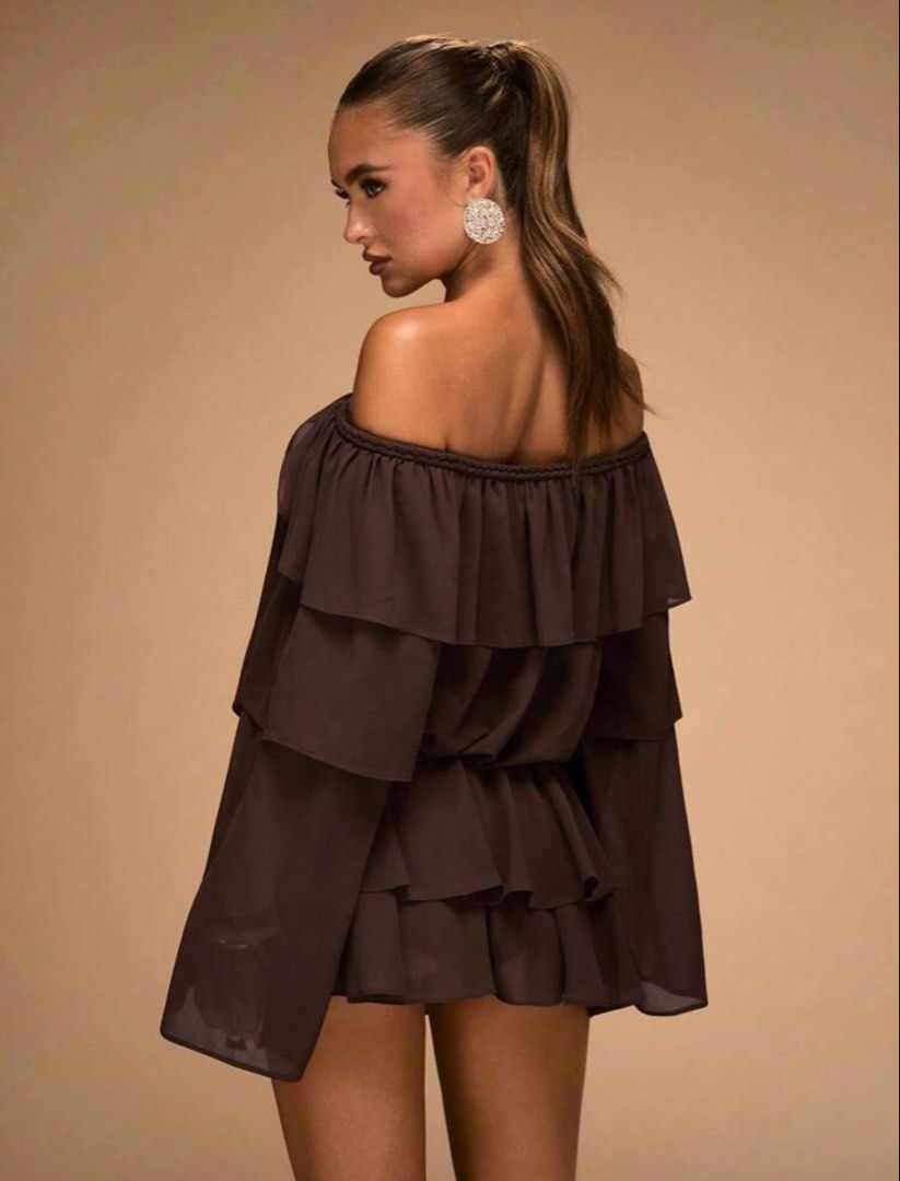 Dark Brown Off Shoulder Romper (Category: Rompers) located in Cainta. Submitted by abegailyap14 (Listing ID 1462365192, Image 2). Description: .