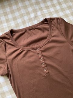 (Category: ) located in . Submitted by closetclearout_co (Listing ID 1462333107, Image 1). Description: .