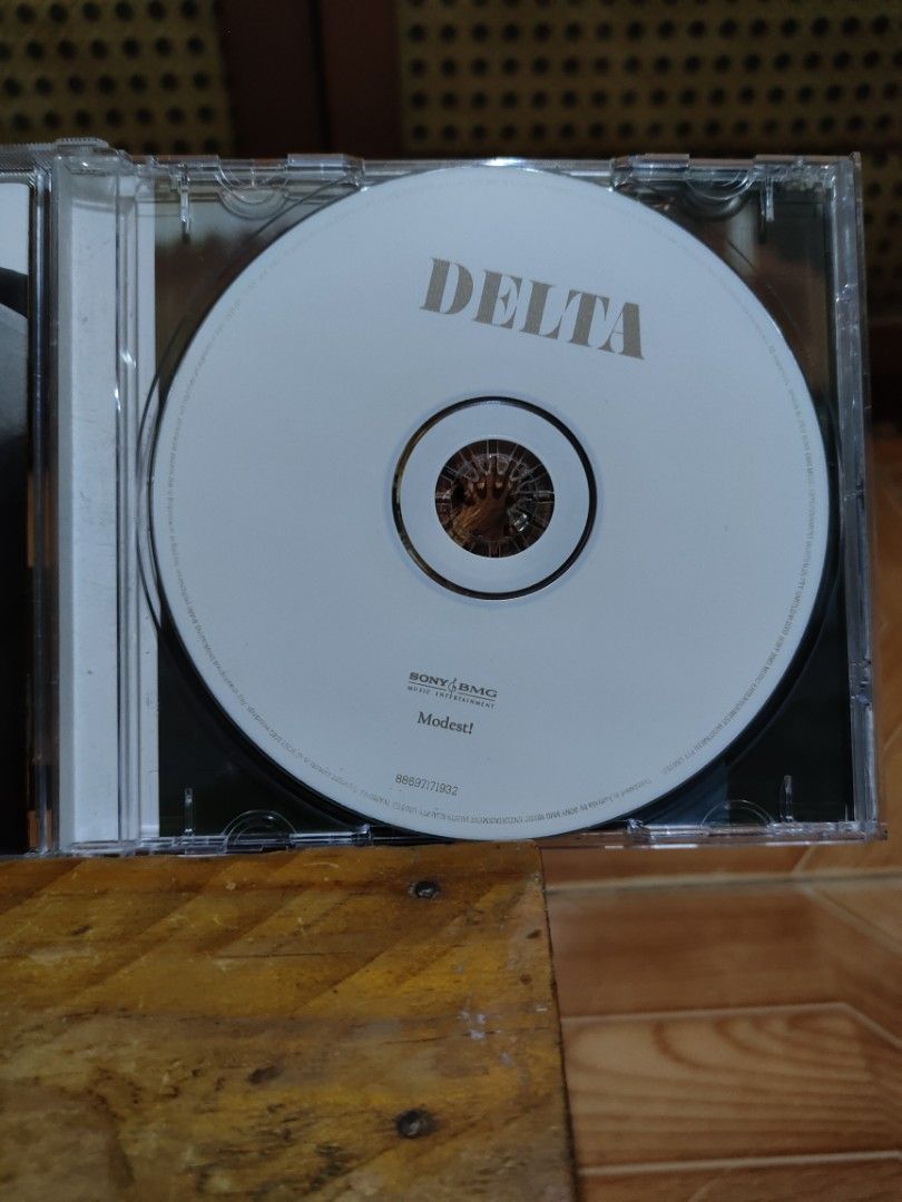 Delta Goodrem – Delta (CD, 2007) Album (Category: CDs & DVDs) located in Paranaque City. Submitted by jnthn.c (Listing ID 1462394656, Image 3). Description: vg+ to nm.