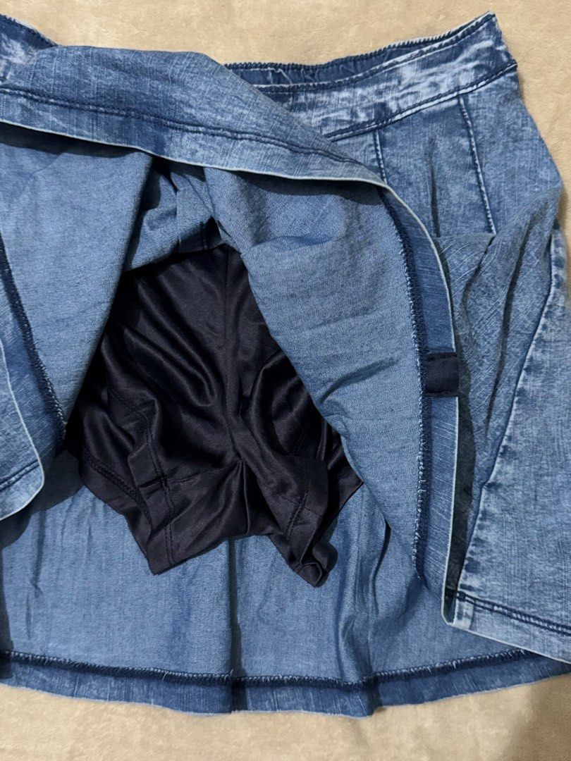 Denim Pleated skirt with inner shorts (Category: Skirts) located in Makati City. Submitted by jeangrey_18 (Listing ID 1462407452, Image 2). Description: Size XL Fits waist 30-34 Skater/Tennis style skirt with inner shorts ⚠️ PLEASE READ CAPTION BEFORE BUYING ⚠️ Original Branded overruns All brandnew items 𝓓𝓲𝓼𝓬𝓵𝓪𝓲𝓶𝓮𝓻: 𝗣𝗹𝗲𝗮𝘀𝗲 𝗺𝗮𝗻𝗮𝗴𝗲 𝘆𝗼𝘂𝗿 𝗲𝘅𝗽𝗲𝗰𝘁𝗮𝘁𝗶𝗼𝗻𝘀. 𝗪𝗲 𝗮𝗿𝗲 𝘀𝗲𝗹𝗹𝗶𝗻𝗴 𝗕𝗿𝗮𝗻𝗱𝗲𝗱 𝗢𝘃𝗲𝗿𝗿𝘂𝗻𝘀. 