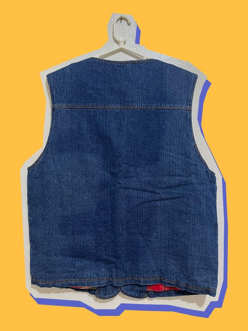 DENIM VEST (Category: Coats, Jackets and Outerwear) located in Pasig City. Submitted by hello_vvorld (Listing ID 1462295454, Image 2). Description: Hi! I’m selling this Medium-sized Denim Vest from CITY TRAIN for only ₱449.00! The color may also appear slightly different in person due to lighting and camera settings. Nonetheless, feel free to DM me if you’d like to request additional photos or videos for a closer look. Payment can be made via GCa