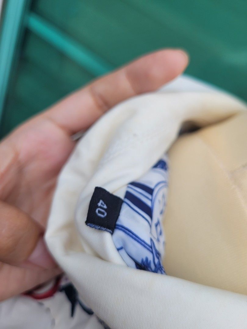 Desigual Woman Y2K Buttons Patterned Coat Size 40 (Category: Coats, Jackets and Outerwear) located in Muntinlupa City. Submitted by havilahph (Listing ID 1462275012, Image 3). Description: White Desigual jacket with a unique blue and white patterned lining. SUCH a great statement piece for the office! For the Y2K or artsy girlies. Size 40. .