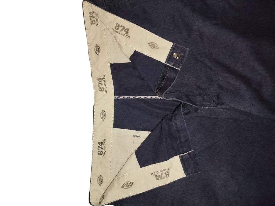 Dickies 874 Original Fit Work Pants Black (Category: Jeans) located in Quezon City. Submitted by y2k_thriftkid (Listing ID 1462276796, Image 2). Description: - Classic Dickies 874 Work Pants - Original Fit - Black Color - Durable Twill Fabric - Versatile: Great for Work or Casual Wear - Secure Button and Zip Closure - Multiple Pockets for Convenience.