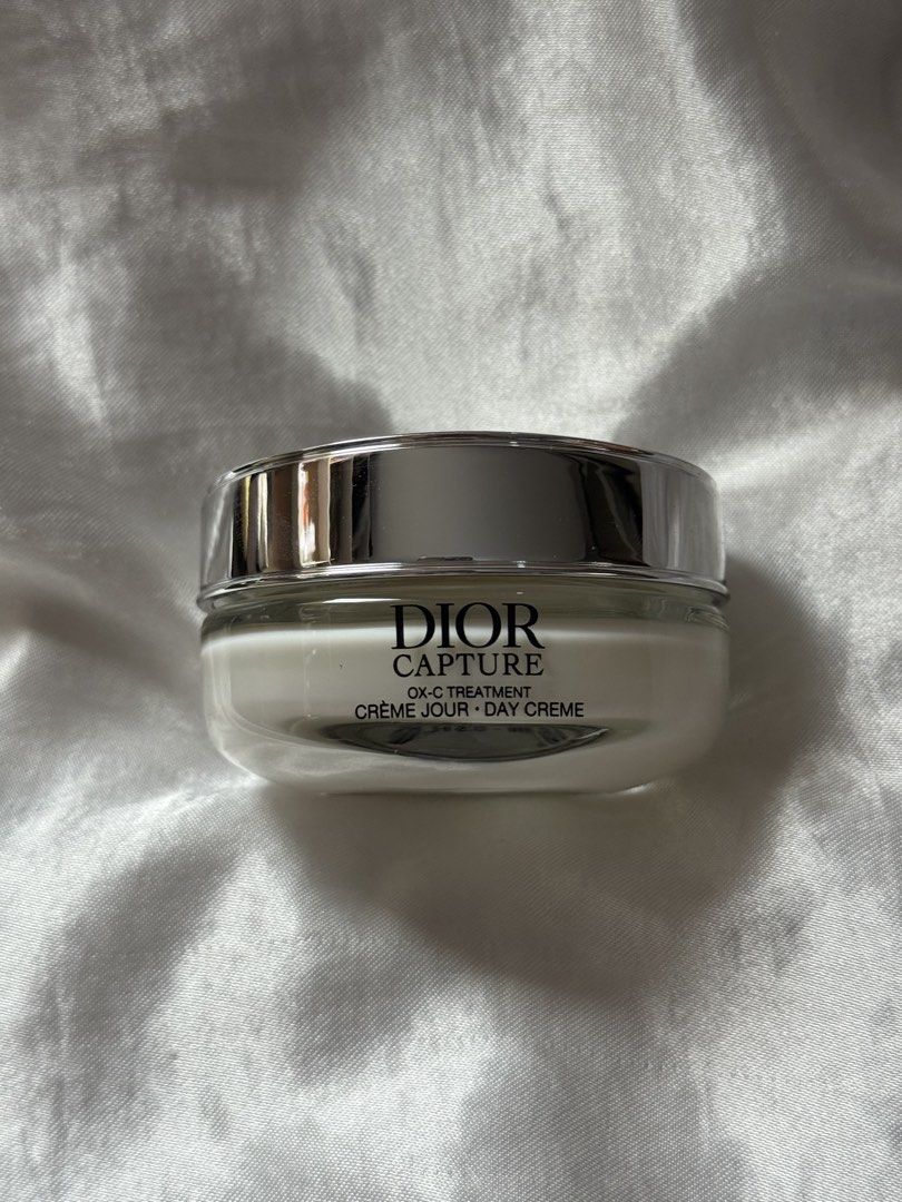 Dior Capture Day Creme (Category: Face Care) located in Manila. Submitted by bladvncl (Listing ID 1462296950, Image 1). Description: Face and Neck Cream - High-Performance Anti-Aging Correction - Wrinkles and Firmness 15mL .