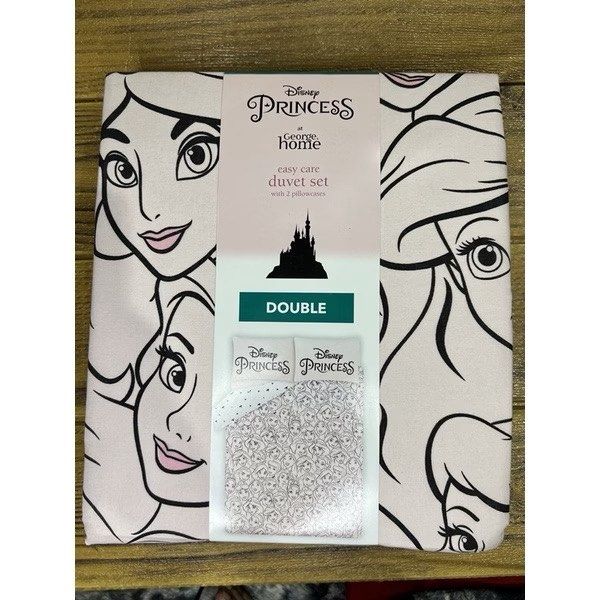 disney princess double duvet cover (Category: Bedding & Towels) located in Quezon City. Submitted by fashionifywardrobe8899 (Listing ID 1462351002, Image 1). Description: .